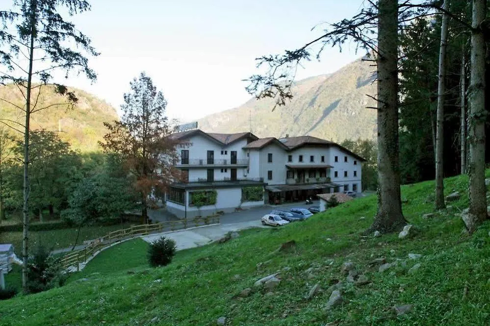 Albergo Il Castellino Boario Terme 意大利